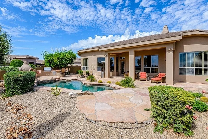 A Fountain Hills Gem, Pool, BBQ, Fireplace, Bar, Views! in Fountain Hills, Arizona, United States — photo 3