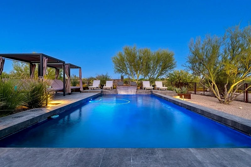 Custom Desert Modern 5 bedroom including Casita! Pickleball, Hot-Tub, Put-Put in Cave Creek, Arizona, United States — photo 5
