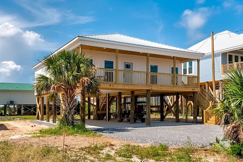 Charming cottage close to the beach! - The Granary House in Dauphin Island, Alabama, United States — photo 2