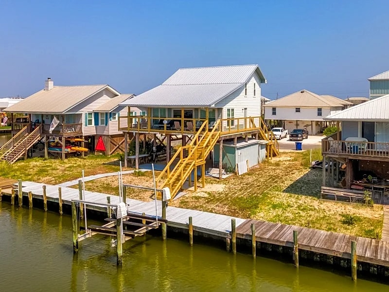 Boat Dock! Spectacular views walk to beach! in Dauphin Island, Alabama, United States — photo 2