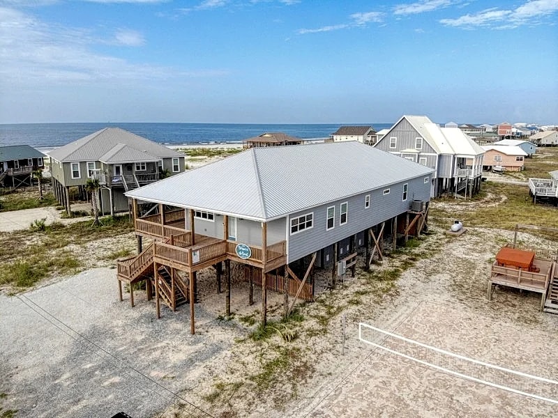 Blessed at the Beach - Gulf View, Heated Pool and Jacuzzi. in Dauphin Island, Alabama, United States — photo 2