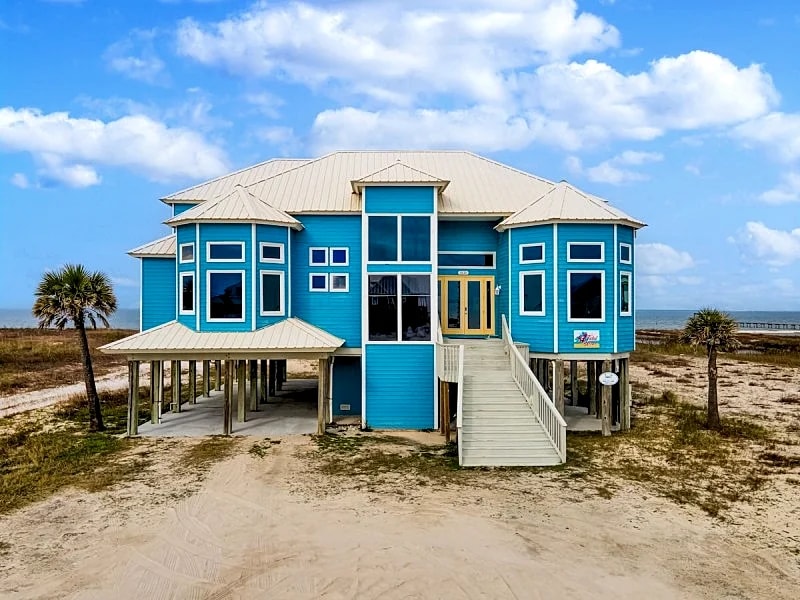 Luxury Bayfront Home with 6 Bedrooms, Private Pool, Jacuzzi - Tidal Wave in Dauphin Island, Alabama, United States — photo 3