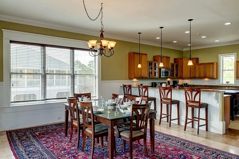 Purple Parrot - 3 Levels of Fun! Large Beachhouse with Game Room, Pool Access in Dauphin Island, Alabama, United States — photo 5