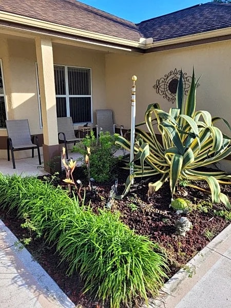 Antonia | Charming 3B, 2B Home in The Villages - Golf Cart & BBQ in The Villages, Florida, United States — photo 2