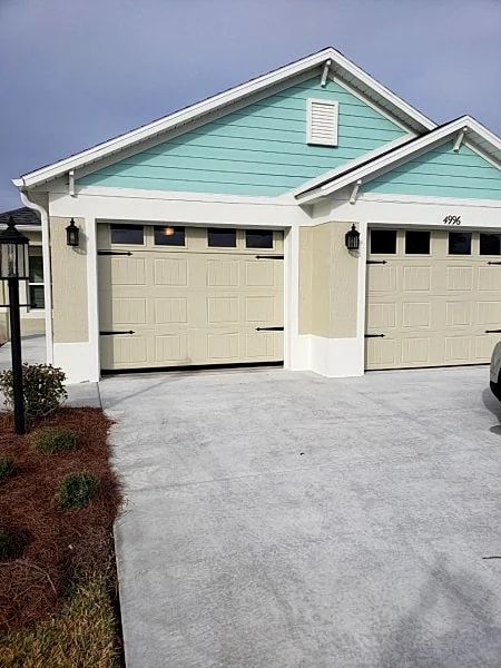 Villa Fortuna | Beautifully 3/2 Dog-Friendly Courtyard Villa w/Golf Cart, BBQ, & FREE WiFi! in The Villages, Florida, United States — photo 2