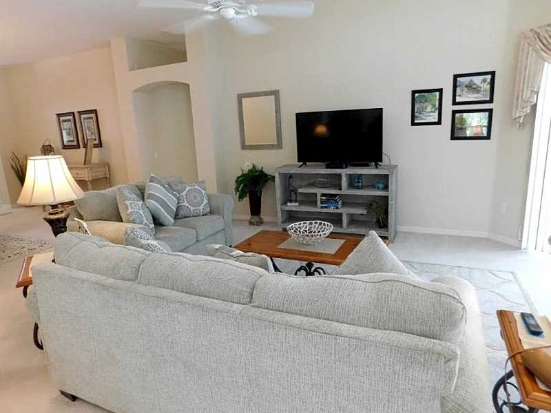 Kearns Corner with Beautiful view, The Villages- Golf Front Home, Heated Pool, Free Golf Cart, WiFi in The Villages, Florida, United States — photo 2