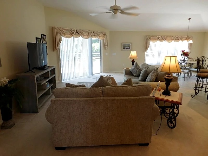 Kearns Corner with Beautiful view, The Villages- Golf Front Home, Heated Pool, Free Golf Cart, WiFi in The Villages, Florida, United States — photo 3
