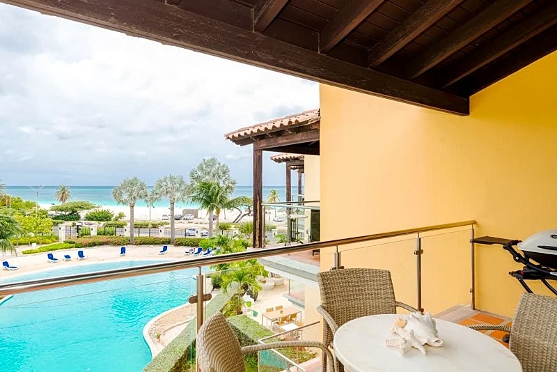 Beachfront - Deluxe View 2BR condo - E323 in Oranjestad, Aruba — photo 1