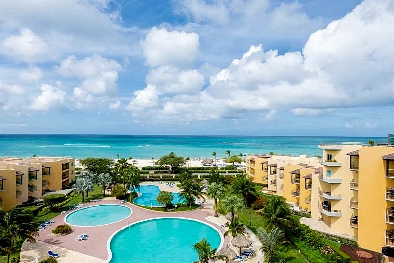 Beachfront - Panoramic View 4BR Penthouse - PH4 in Oranjestad, Aruba — photo 2