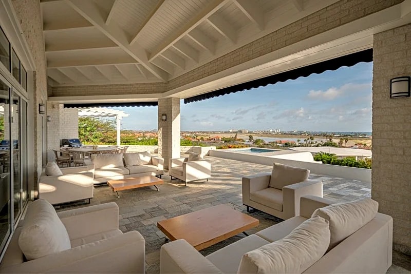 MAJESTIC RETREAT FIVE-BEDROOM MANSION - BB02 in Noord, Oranjestad, Aruba — photo 4