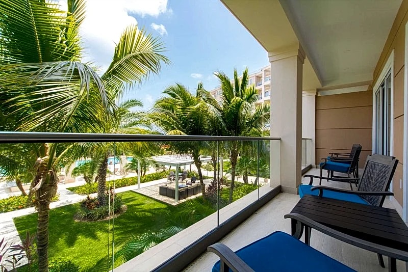 Luxury 3 Bedroom Condo at LeVent Condominiums, Eagle Beach in Oranjestad, Aruba — photo 5