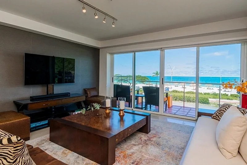 Beachfront-Adults Only-Majestic View 3BRcondo-E221 in Oranjestad, Aruba — photo 2