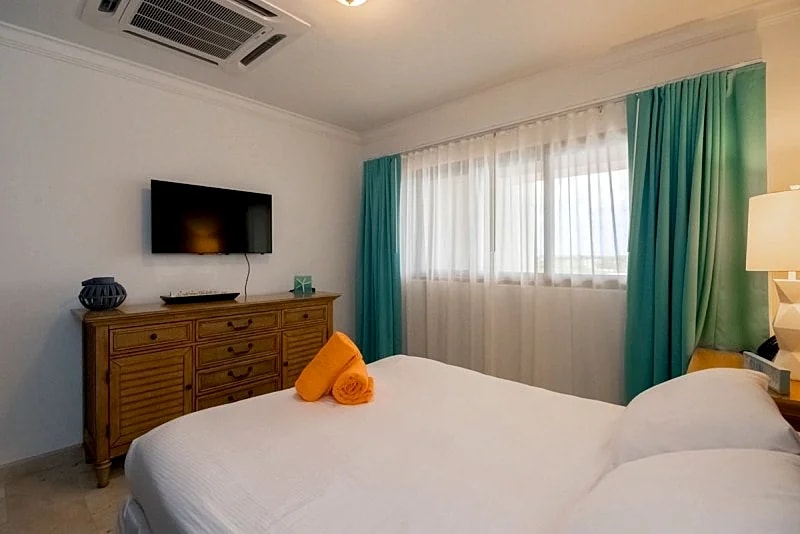 PC412 - Pool View - 1BR Perfect for a couple or family in Noord, Aruba — photo 3