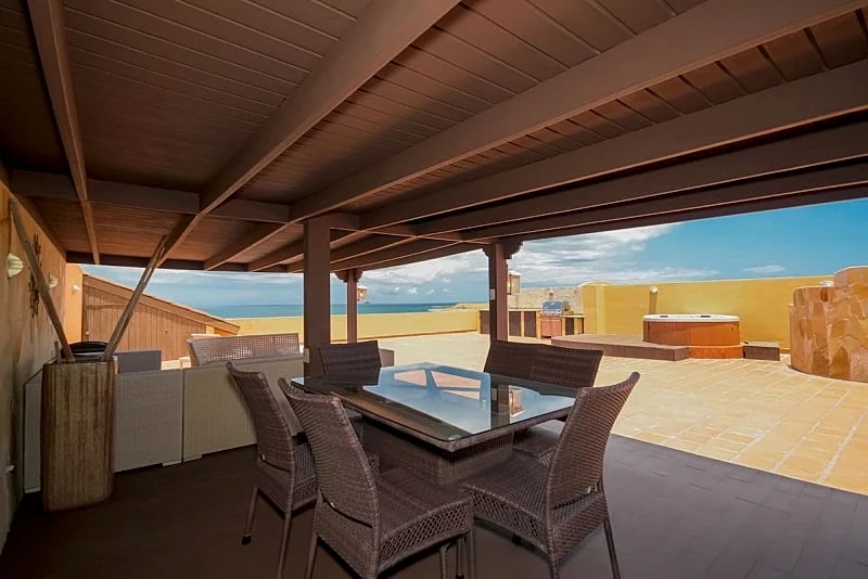 Beachfront - Amber Penthouse 2BR condo - P512 in Oranjestad, Aruba — photo 3