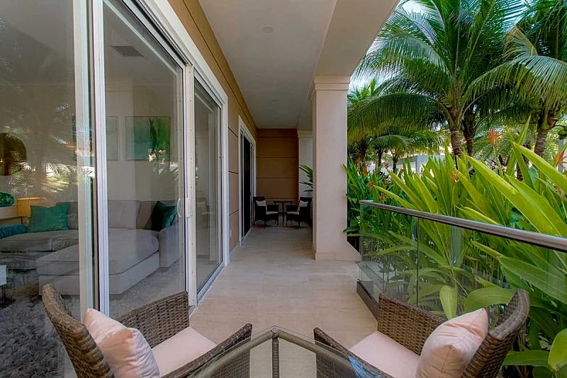 Eagle Beach - Pearl Garden 2BR condo - LV103 in Oranjestad, Aruba — photo 3