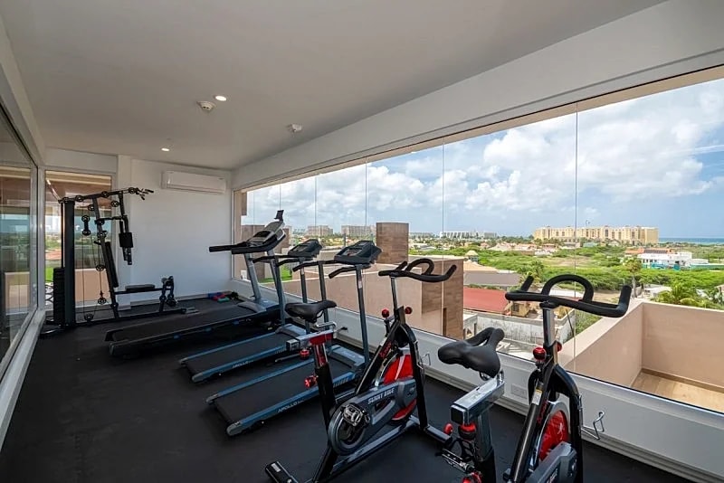 AR13 - Malmok Beach - Blue Sky 2BR condo in Noord, Aruba — photo 3