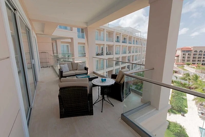 Beach View - Ocean Jewel 2BR condo - LV507 in Oranjestad, Aruba — photo 3