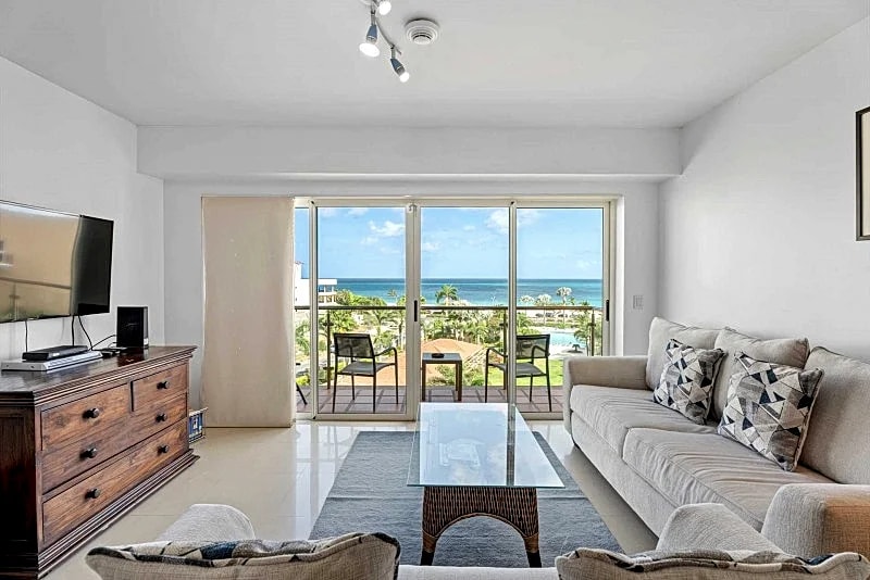 Beachfront- Eagle Beach- Top View 1BR condo - P514 in Oranjestad, Aruba — photo 5