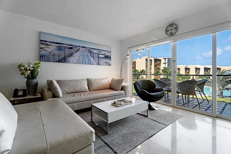 Beachfront - Ambiente Elegante 2BR condo - BC256 in Oranjestad, Aruba — photo 3