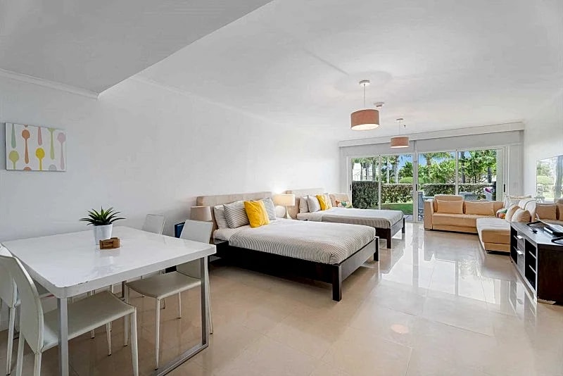 BEACH GARDEN STUDIO CONDO - E124-1 in Oranjestad, Aruba — photo 4