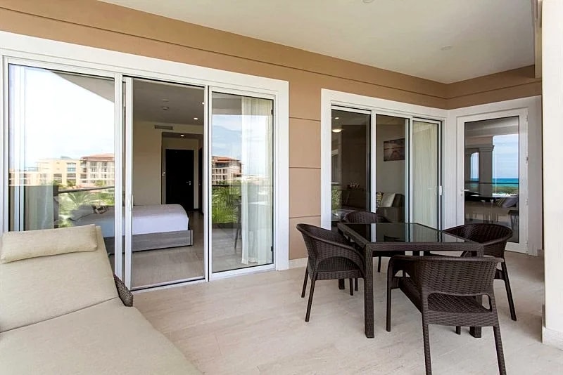 Beach View - Seaside Paradise 2BR condo - LV307 in Oranjestad, Aruba — photo 5