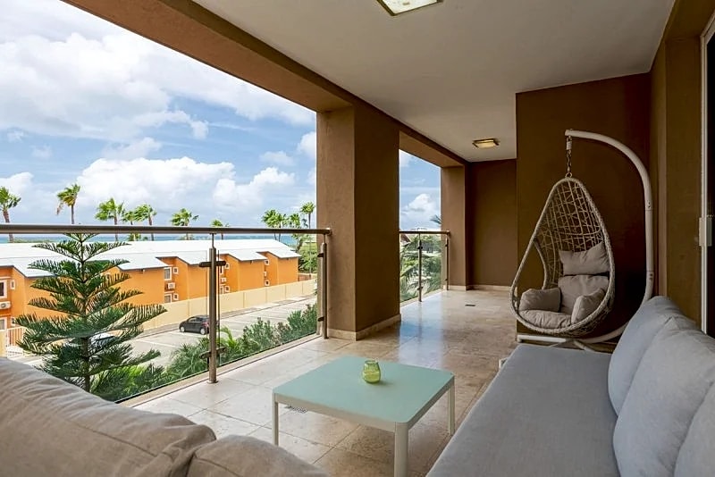 Eagle Beach - Oasis Delight 2BR condo - OS18 in Oranjestad, Aruba — photo 2