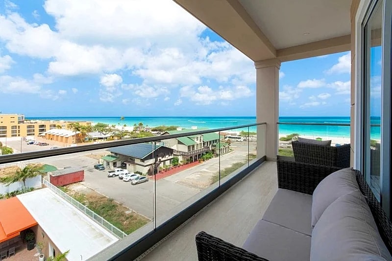 Beach View - Royal Beach View 2BR condo - LV509 in Oranjestad, Aruba — photo 2