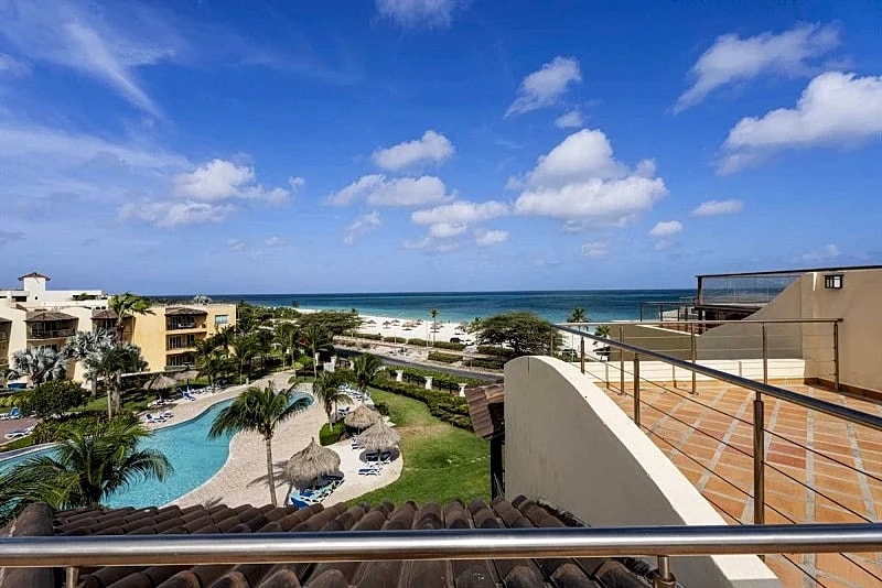 Beachfront - Royal Penthouse 3BR condo - BC352 in Oranjestad, Aruba — photo 4
