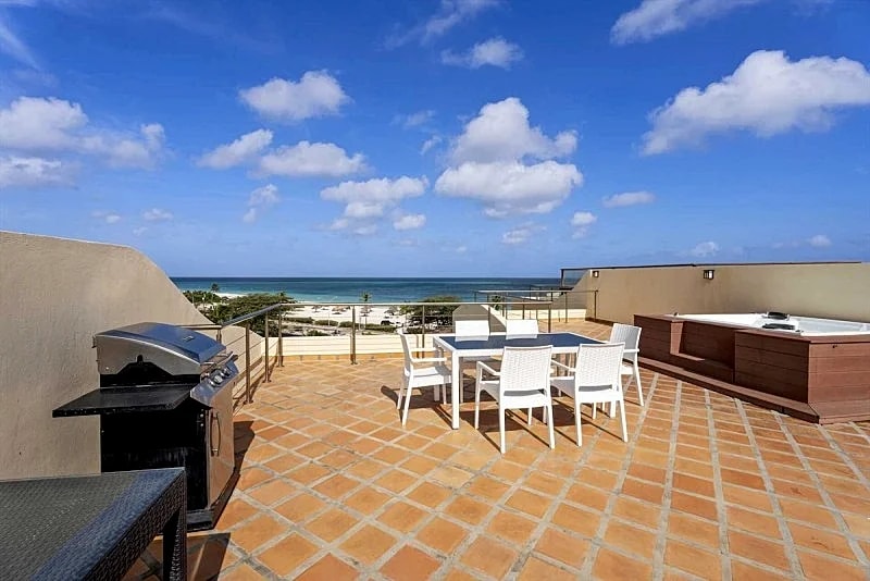 Beachfront - Royal Penthouse 3BR condo - BC352 in Oranjestad, Aruba — photo 5