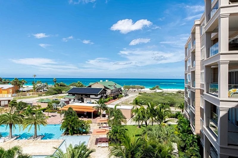 Beach View - Beach Royale 2BR condo - LV406 in Oranjestad, Aruba — photo 2