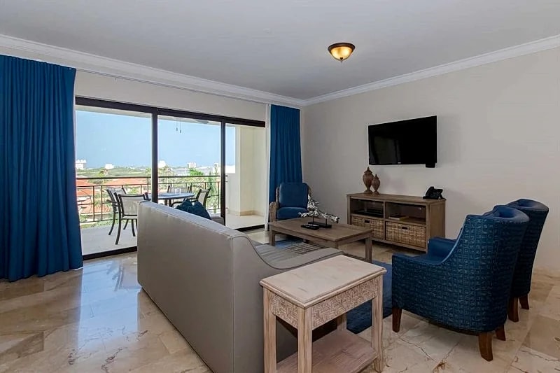 PC410 - Pool View - Perfect for family or a group in Noord, Oranjestad, Aruba — photo 5