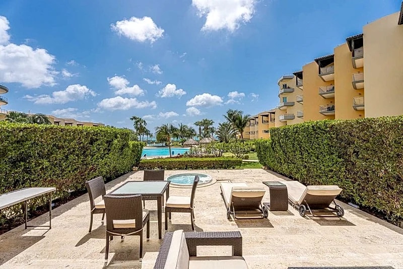Beachfront - View Garden 2BR condo - A145 in Oranjestad, Aruba — photo 5