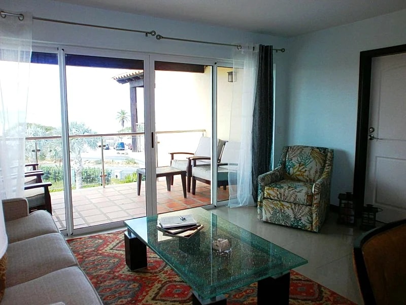 SAPPHIRE TWO-BEDROOM CONDO - E322 in Oranjestad, Aruba — photo 2