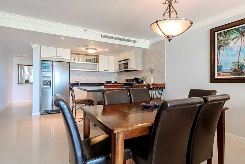Beachfront - Glamour View 2BR condo - E422-2 in Oranjestad, Aruba — photo 5