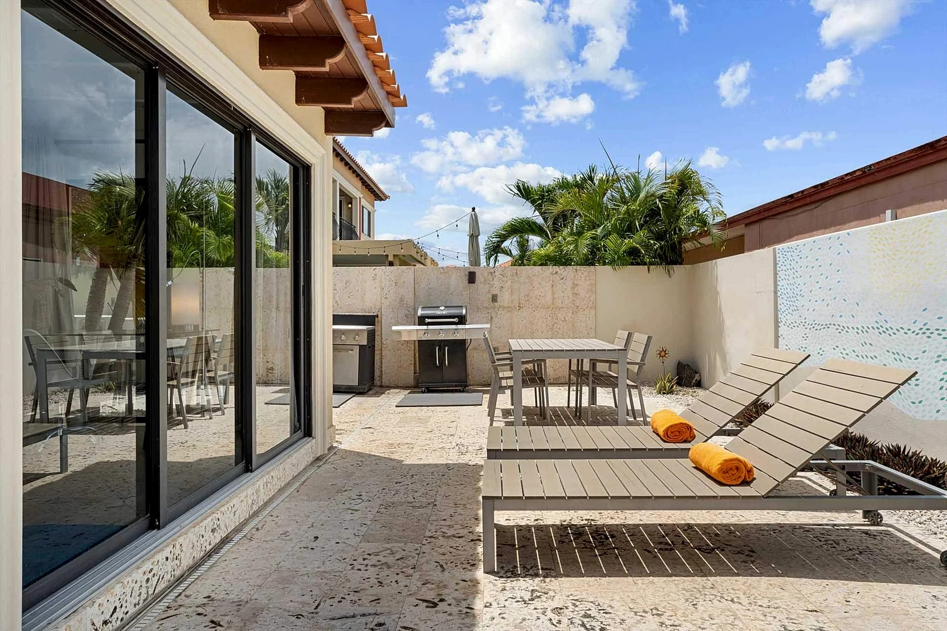 GC125B - Malmok Beach-2BR condo perfect for family