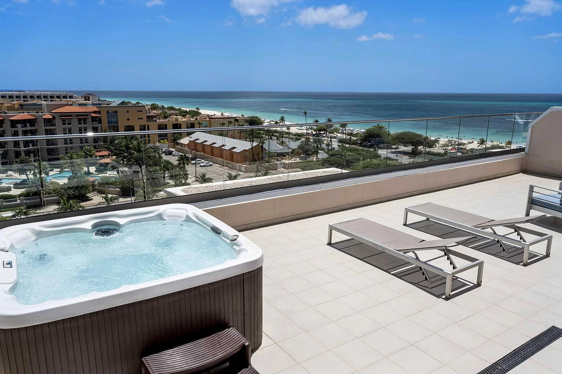 Beach View- Scenic View Penthouse 2BR condo- LV607 in Oranjestad, Aruba — photo 2