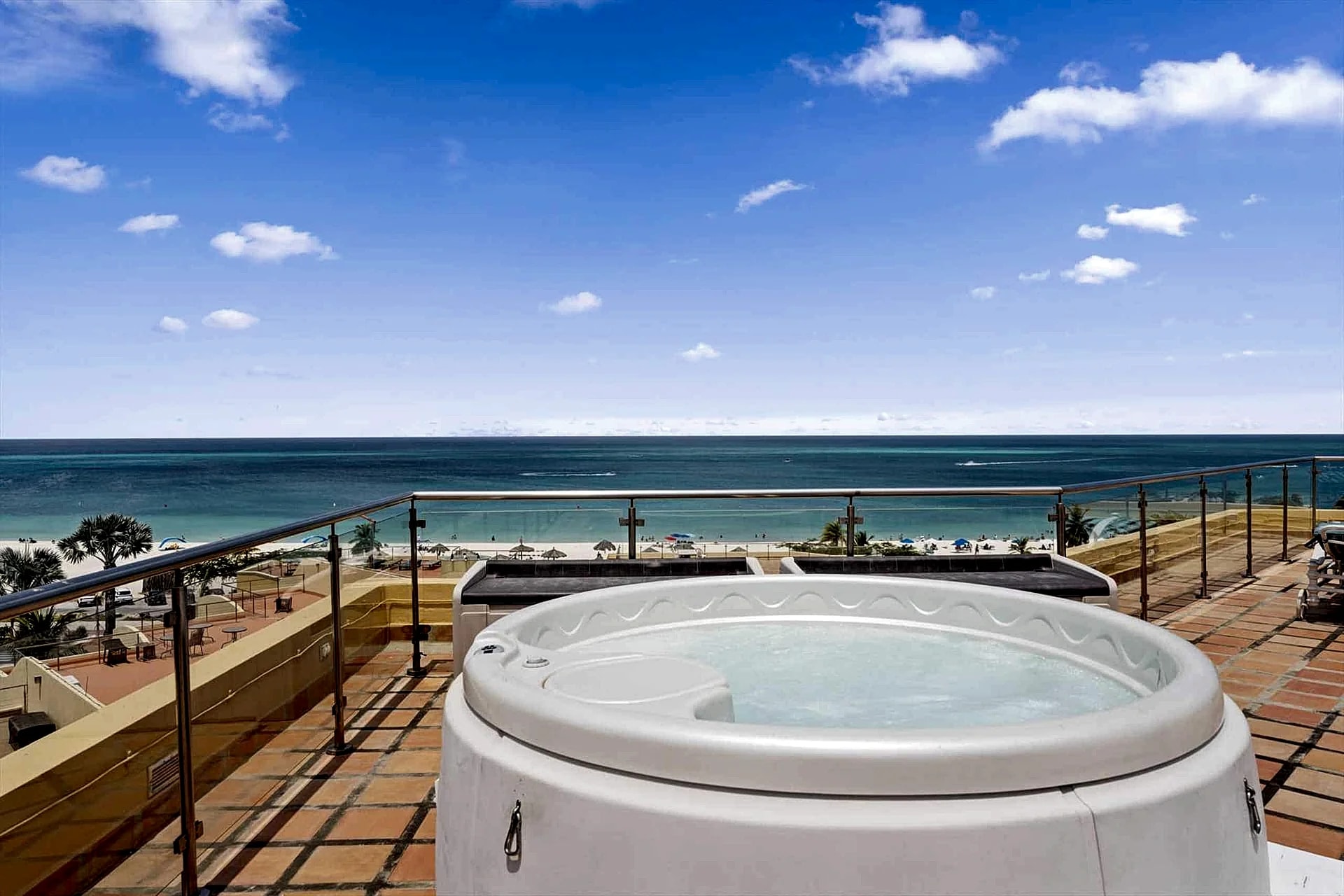 Beachfront - Ultimate Penthouse 3+BR condo - BG531