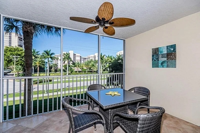 2 BDR 2BTH Condo - 7 NIGHT MINIMUM REQUIRED in Marco Island, Florida, United States — photo 5