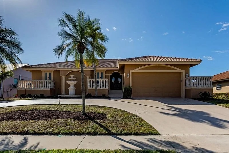 Come enjoy paradise in this 3/2 home on Marco