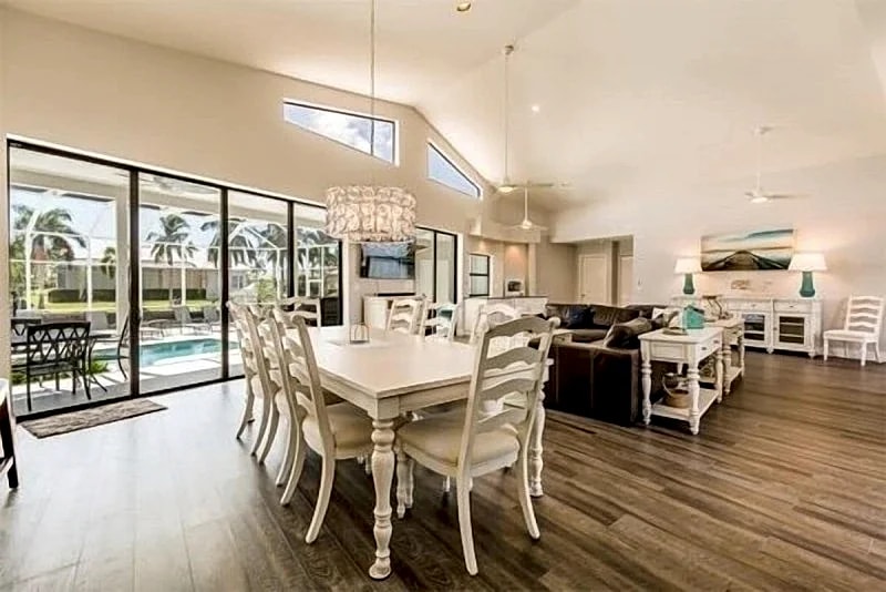 4/4.5 Home with direct access to the Gulf in Marco Island, Florida, United States — photo 3