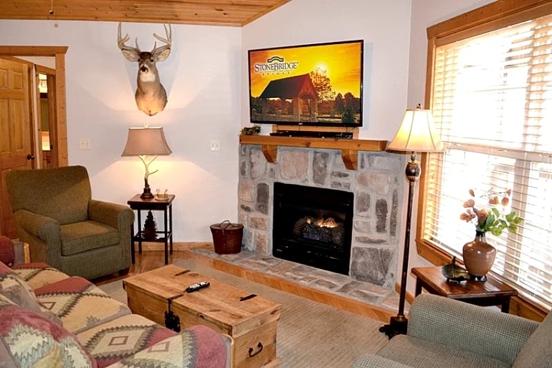 L092 Great Catch 2-Br Near Lake Cabin in Branson West, Missouri, United States — photo 2