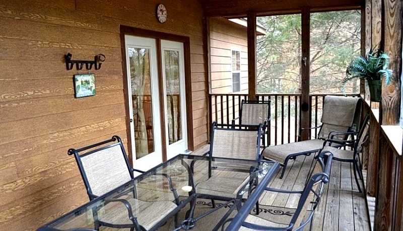 4BR Roark Creek Cabin, Walk-In Level, Pet-Friendly,Outdoor Activities in Branson West, Missouri, United States — photo 2