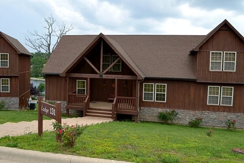 4 Br, 3.4 Ba (One Bedroom is a Loft with Bunk Bed) Lakeview Cabin #131 in Branson West, Missouri, United States — photo 5