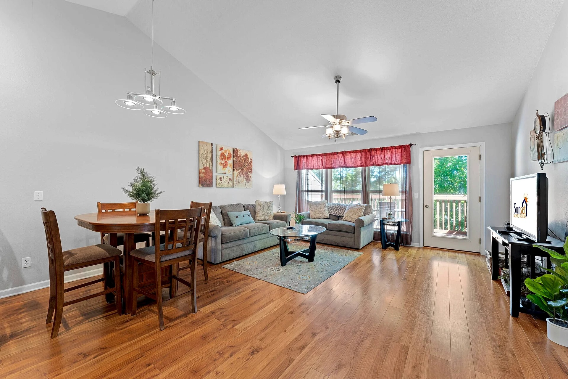 Heavenly Hideaway L144 Pet-Friendly 2BR Stonebridge