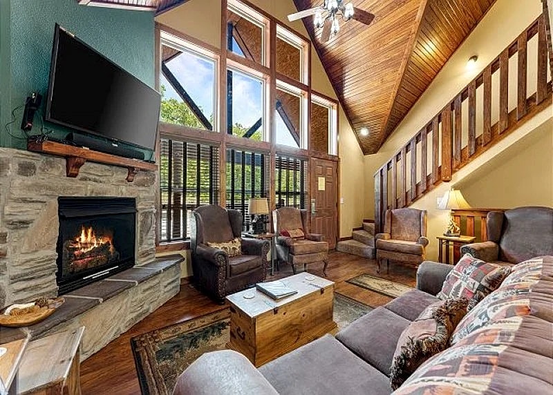 Create Beautiful Memories at this 4 Bed Lodge Located at Stonebridge Resort in Branson West, Missouri, United States — photo 2