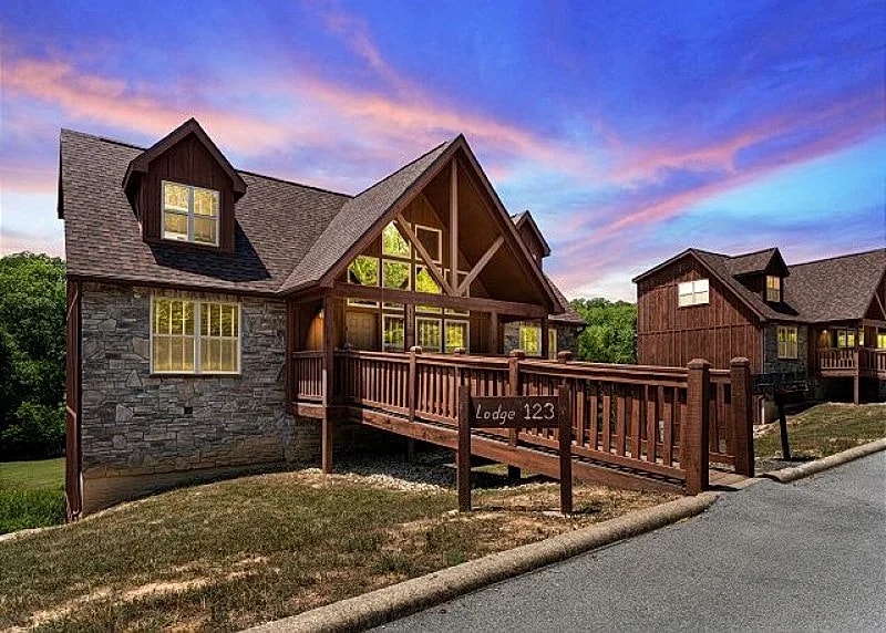 Wonderful Memories will be made at this 6 Bed Lodge in Stonebridge Resort!