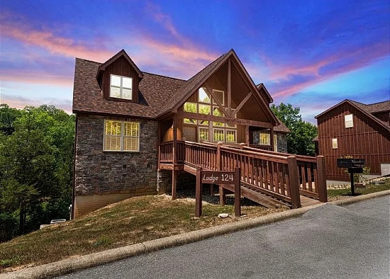 Create Timeless Memories at this 4 Bed Lodge Located at Stonebridge Resort! in Branson West, Missouri, United States — photo 3