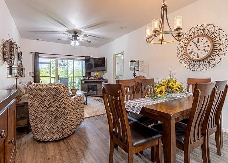 Vacation, Golf, The Lake, or Shows. Welcome to “Simple Serenity” in Branson West, Missouri, United States — photo 2