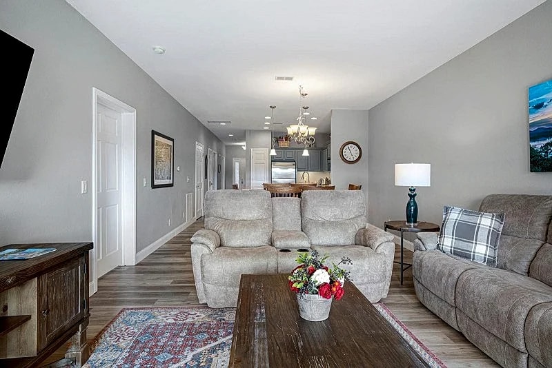 Table Rock Lakeside Tranquility: 3-Bedroom Condo #225 in Branson, Missouri, United States — photo 3
