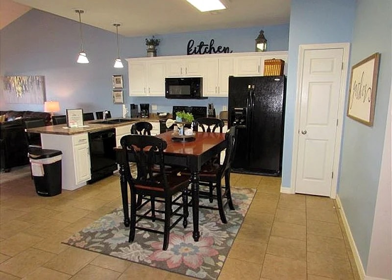 3 BR 2 Bath Lakefront Condo with full dock access.